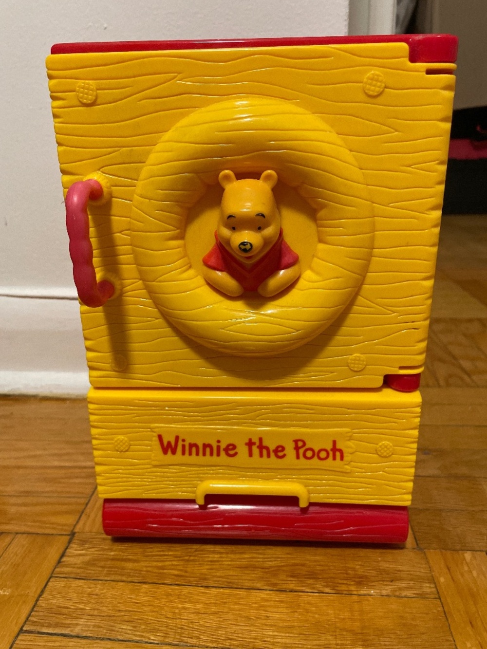winnie the pooh playtime fridge
